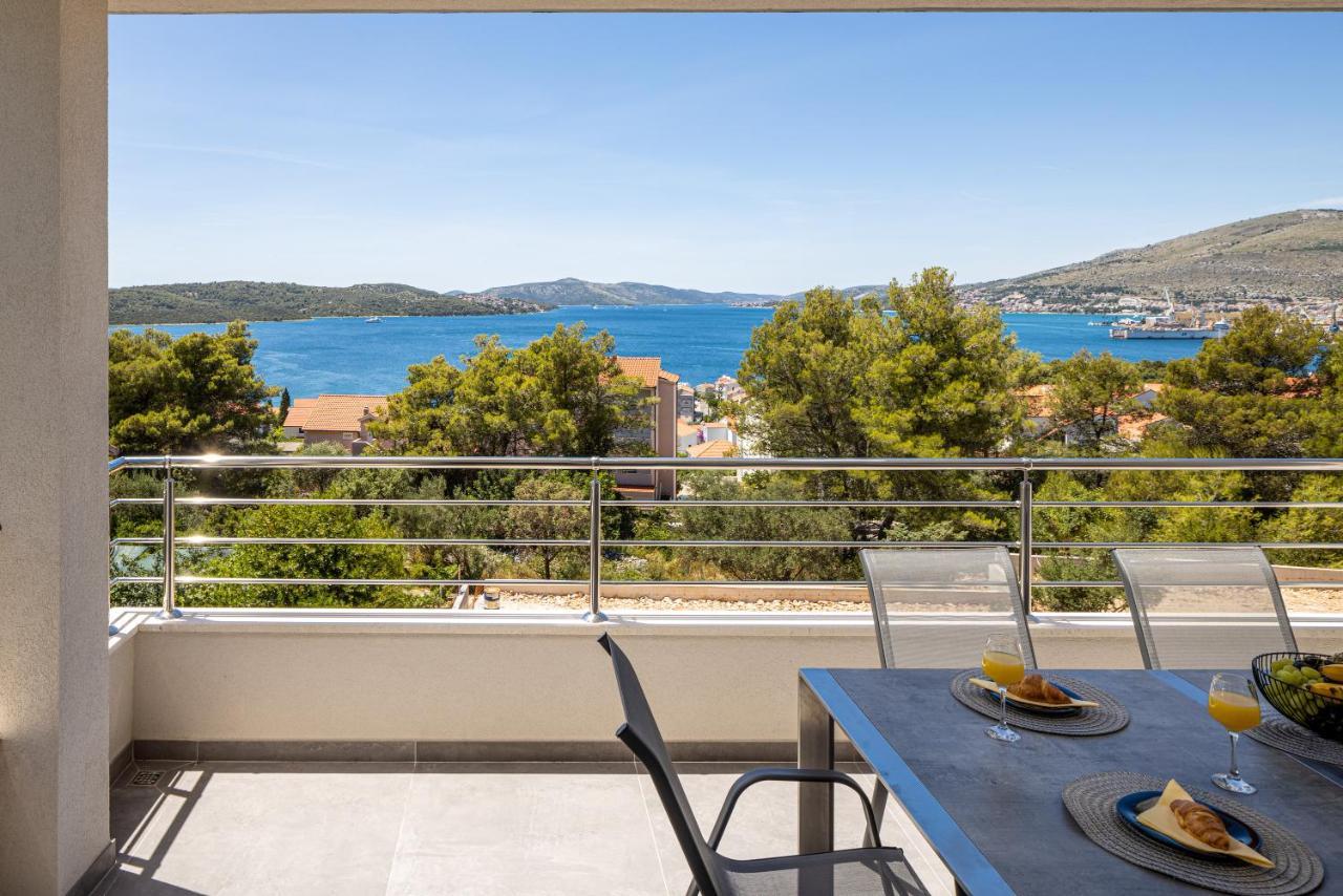 Villa Palavra Trogir Exterior photo