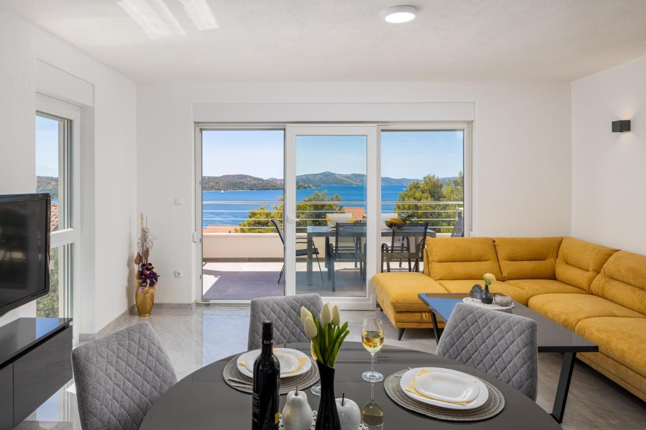 Villa Palavra Trogir Exterior photo